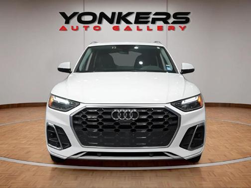 2022 Audi Q5 45 S line Premium Plus