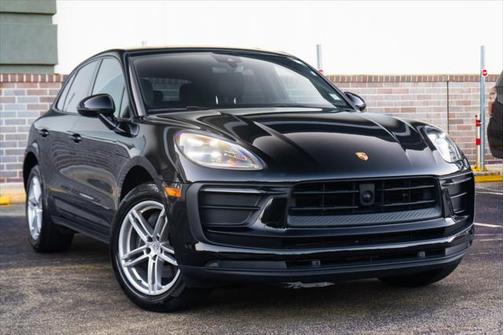 2023 Porsche Macan Base