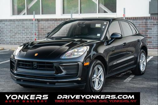 2023 Porsche Macan T