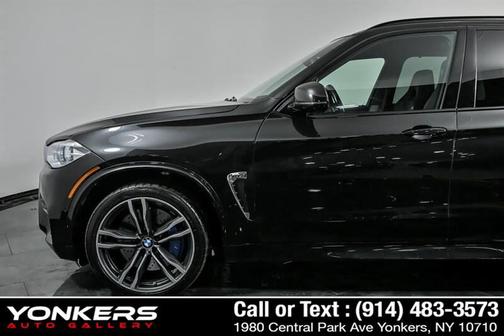 Black Sapphire Metallic 2017 BMW X5 M Base