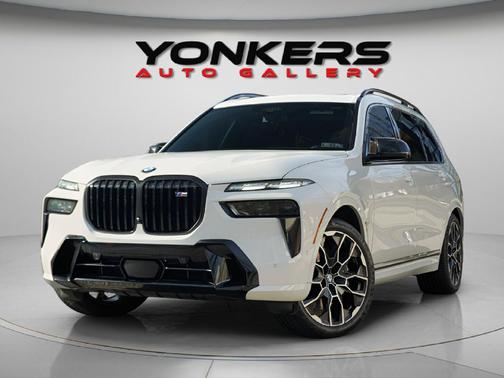 2024 BMW X7 M60i