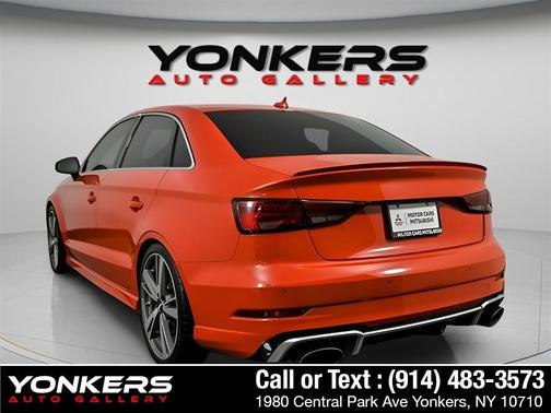 Catalunya Red Metallic 2018 Audi RS 3 2.5 TFSI S Tronic