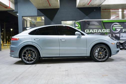 2020 Porsche Cayenne Turbo