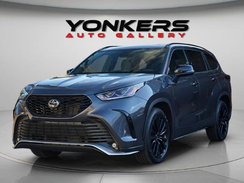 2025 Toyota Highlander XSE