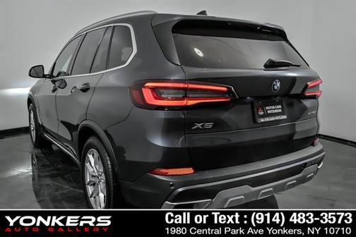 Arctic Grey Metallic 2022 BMW X5 xDrive40i