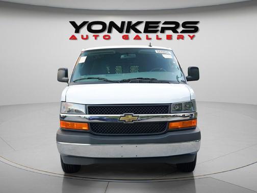 2024 Chevrolet Express 2500 RWD 2500 Regular Wheelbase WT