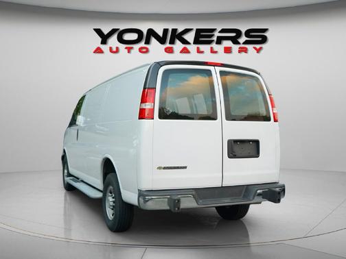 2024 Chevrolet Express 2500 RWD 2500 Regular Wheelbase WT