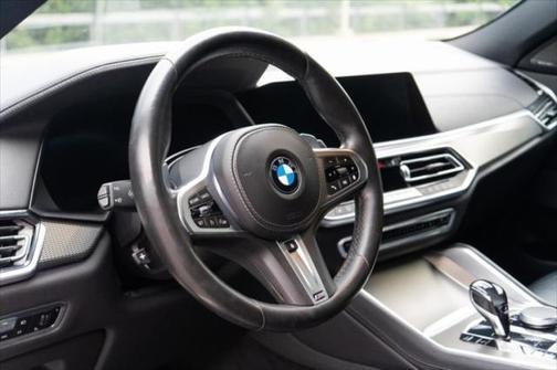 2021 BMW X6 xDrive40i