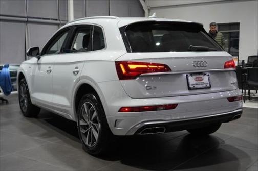2024 Audi Q5 45 S line Premium Plus
