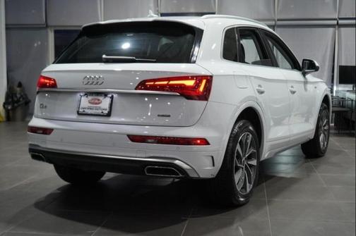 2024 Audi Q5 45 S line Premium Plus