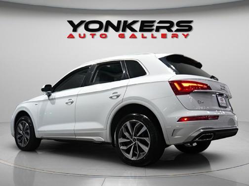 2024 Audi Q5 45 S line Premium Plus