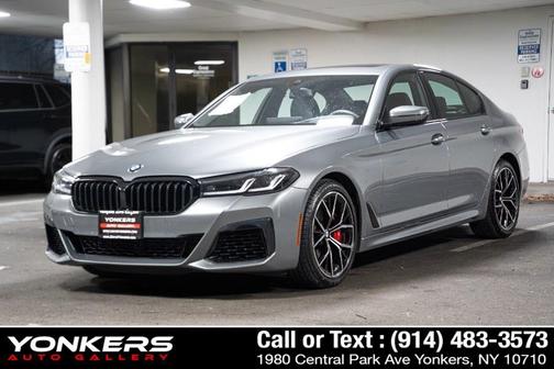 Skyscraper Gray Metallic 2023 BMW 540 i xDrive