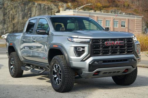 2024 GMC Canyon AT4X