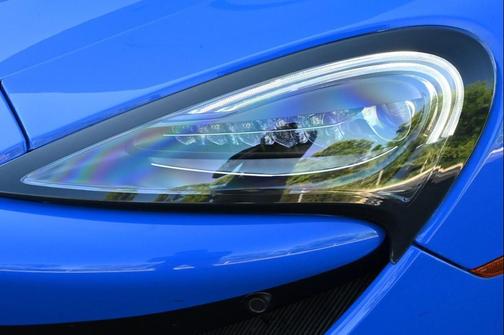 2018 McLaren 570GT Base