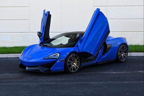 2018 McLaren 570GT Base