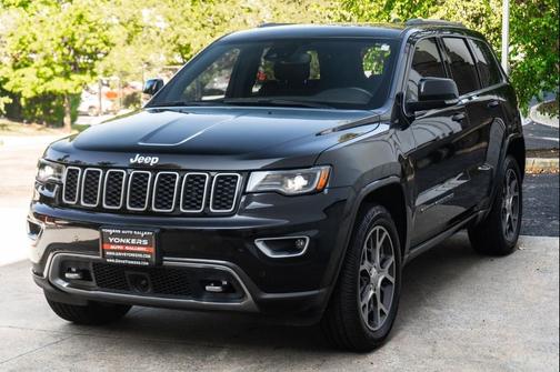 2018 Jeep Grand Cherokee Sterling Edition