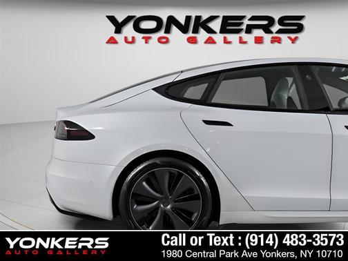 2022 Tesla Model S Dual Motor All-Wheel Drive