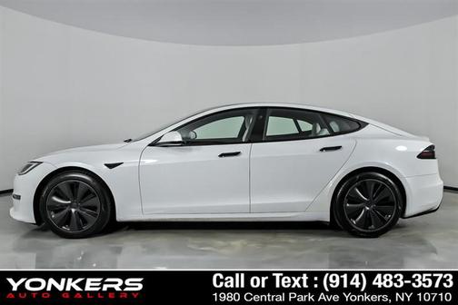 2022 Tesla Model S Dual Motor All-Wheel Drive