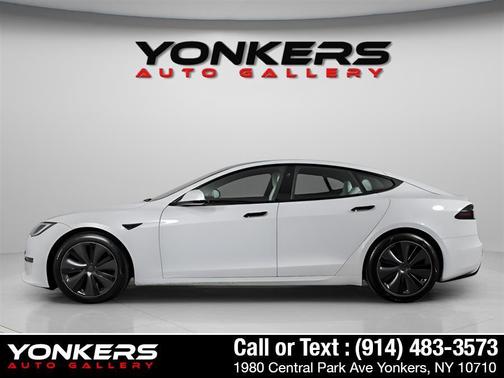 2022 Tesla Model S Dual Motor All-Wheel Drive