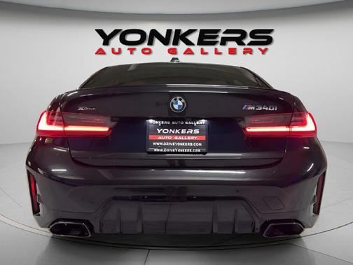 2025 BMW M340 xDrive