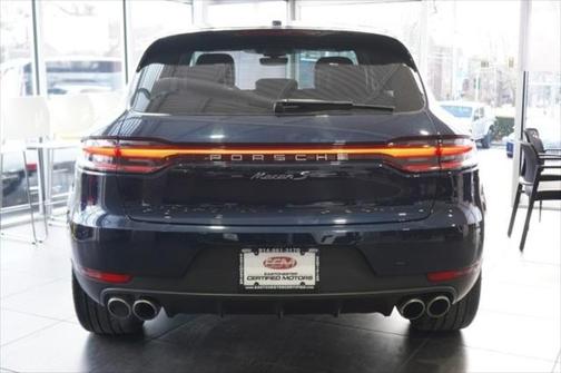 2020 Porsche Macan Base