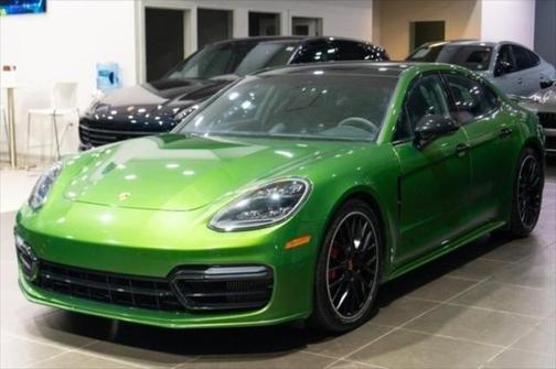 2019 Porsche Panamera GTS