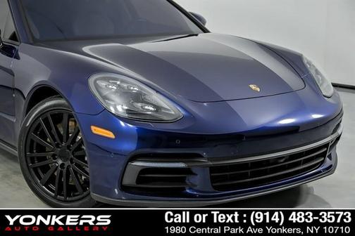 2020 Porsche Panamera 4