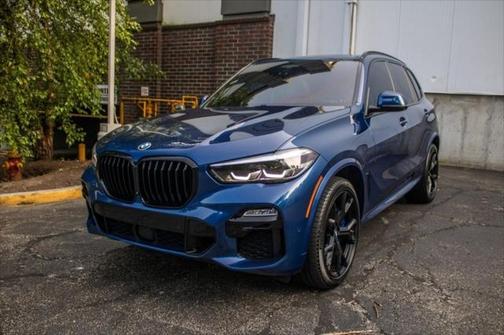2021 BMW X5 M50i