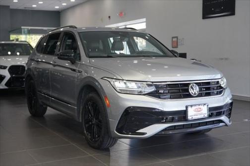 2022 Volkswagen Tiguan 2.0T SE R-Line Black 4MOTION