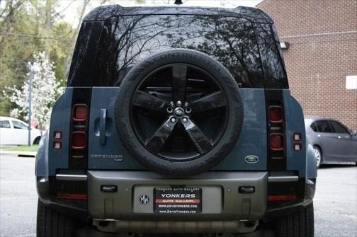 2022 Land Rover Defender 110 X-Dynamic HSE