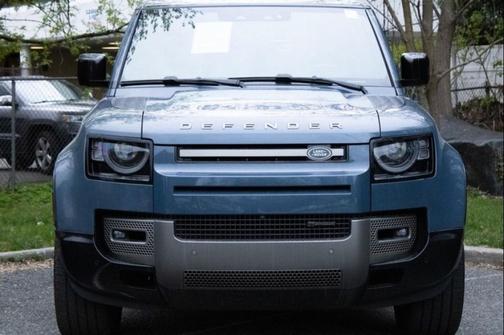 2022 Land Rover Defender 110 X-Dynamic HSE