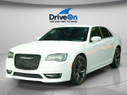 2021 Chrysler 300 Touring