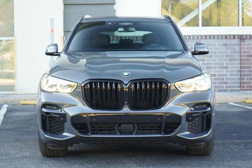 2023 BMW X5 M50i