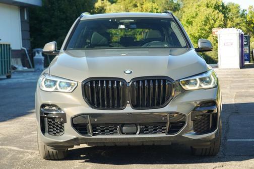 2023 BMW X5 M50i