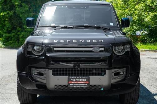 2022 Land Rover Defender 110 X-Dynamic HSE