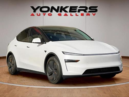 2026 Tesla Model Y Long Range Dual Motor All-Wheel Drive