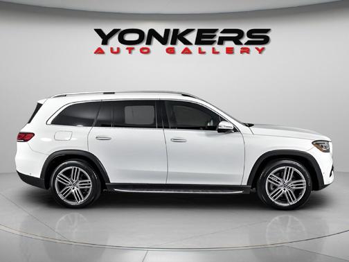 2022 Mercedes-Benz GLS 450 4MATIC