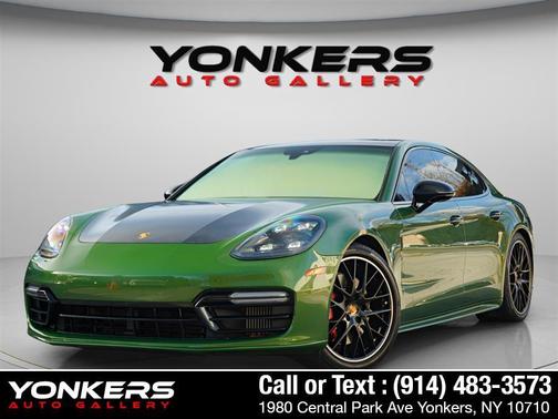 2019 Porsche Panamera GTS