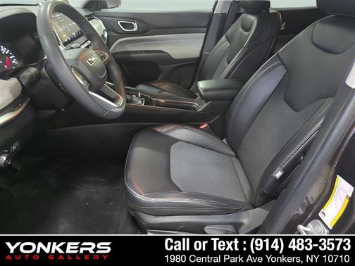 Granite Crystal Metallic Clearcoat 2022 Jeep Compass Latitude