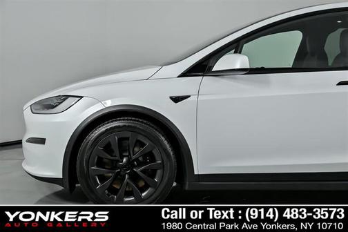 2023 Tesla Model X Plaid Tri Motor All-Wheel Drive