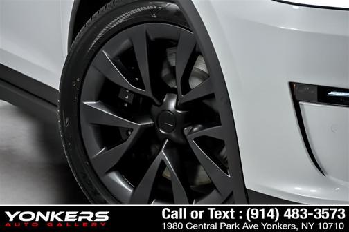 2023 Tesla Model X Plaid Tri Motor All-Wheel Drive