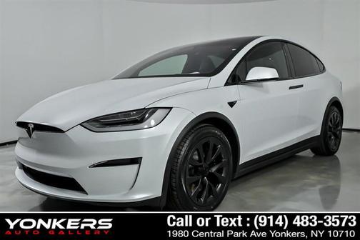 2023 Tesla Model X Plaid Tri Motor All-Wheel Drive