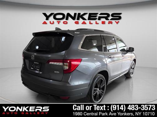 Sonic Gray Pearl 2022 Honda Pilot AWD Special Edition