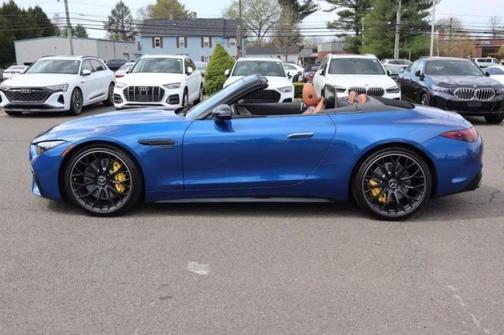 2022 Mercedes-Benz AMG SL 55 Base
