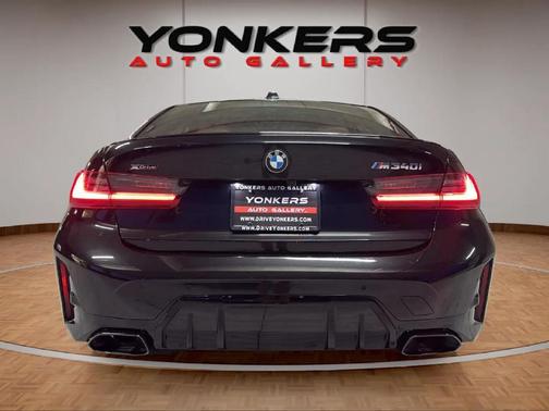 2025 BMW M340 xDrive