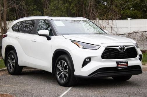 2023 Toyota Highlander L
