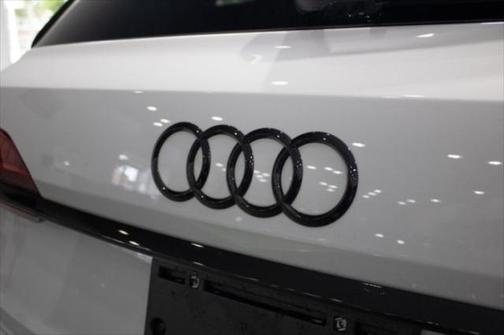 2022 Audi Q7 55 Prestige