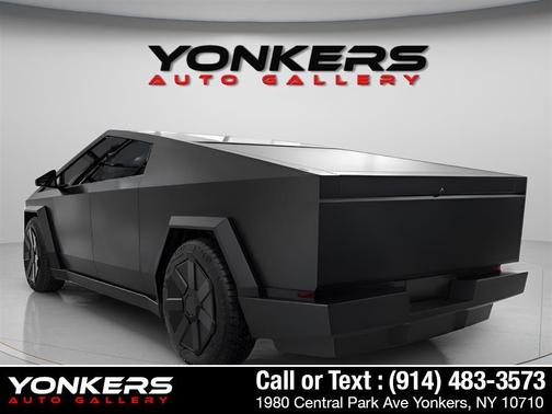 2024 Tesla Cybertruck Cyberbeast