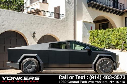 2024 Tesla Cybertruck Cyberbeast