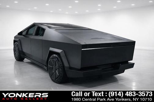 2024 Tesla Cybertruck Cyberbeast